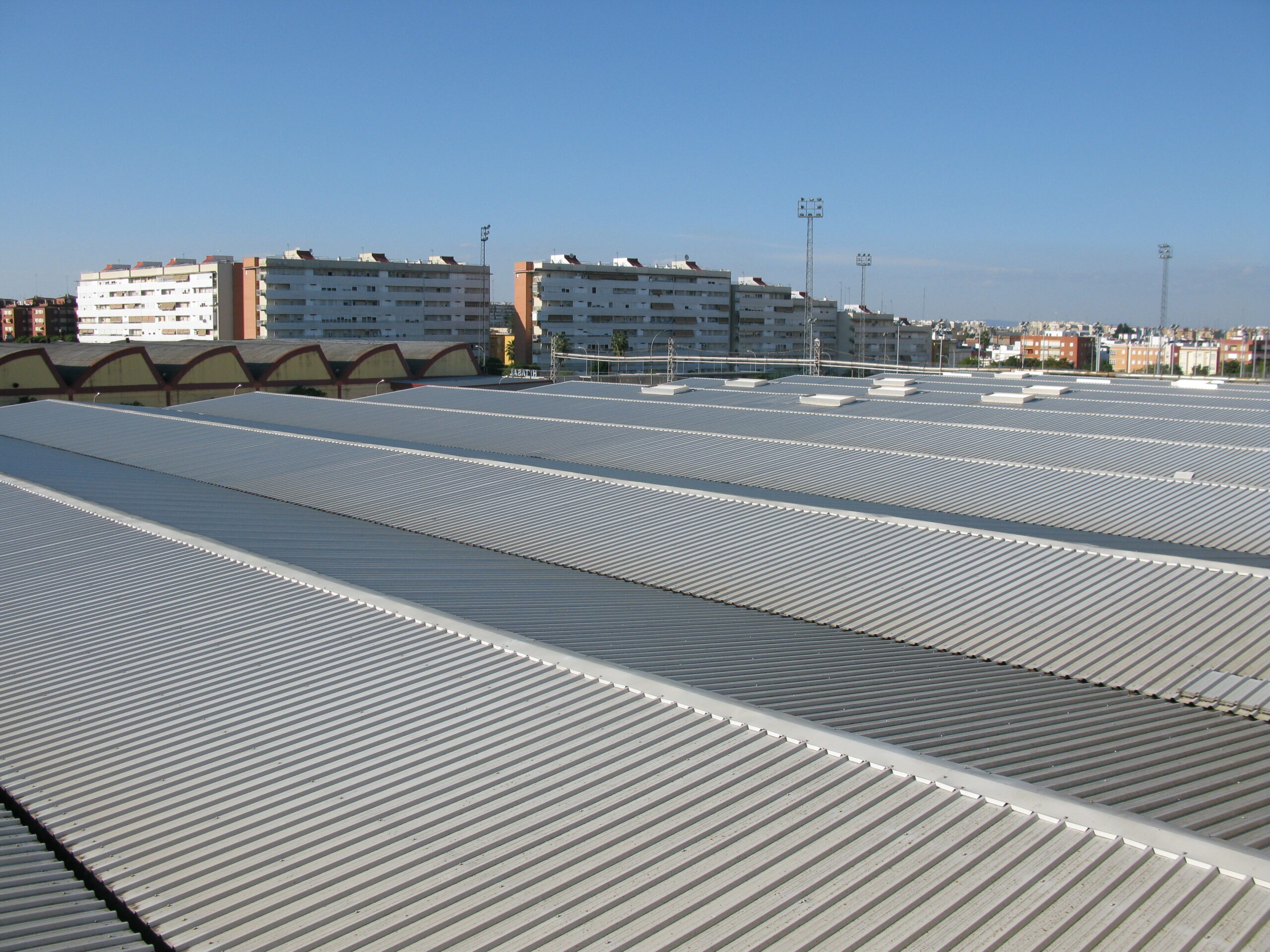 Metal commercial roof on a large building
