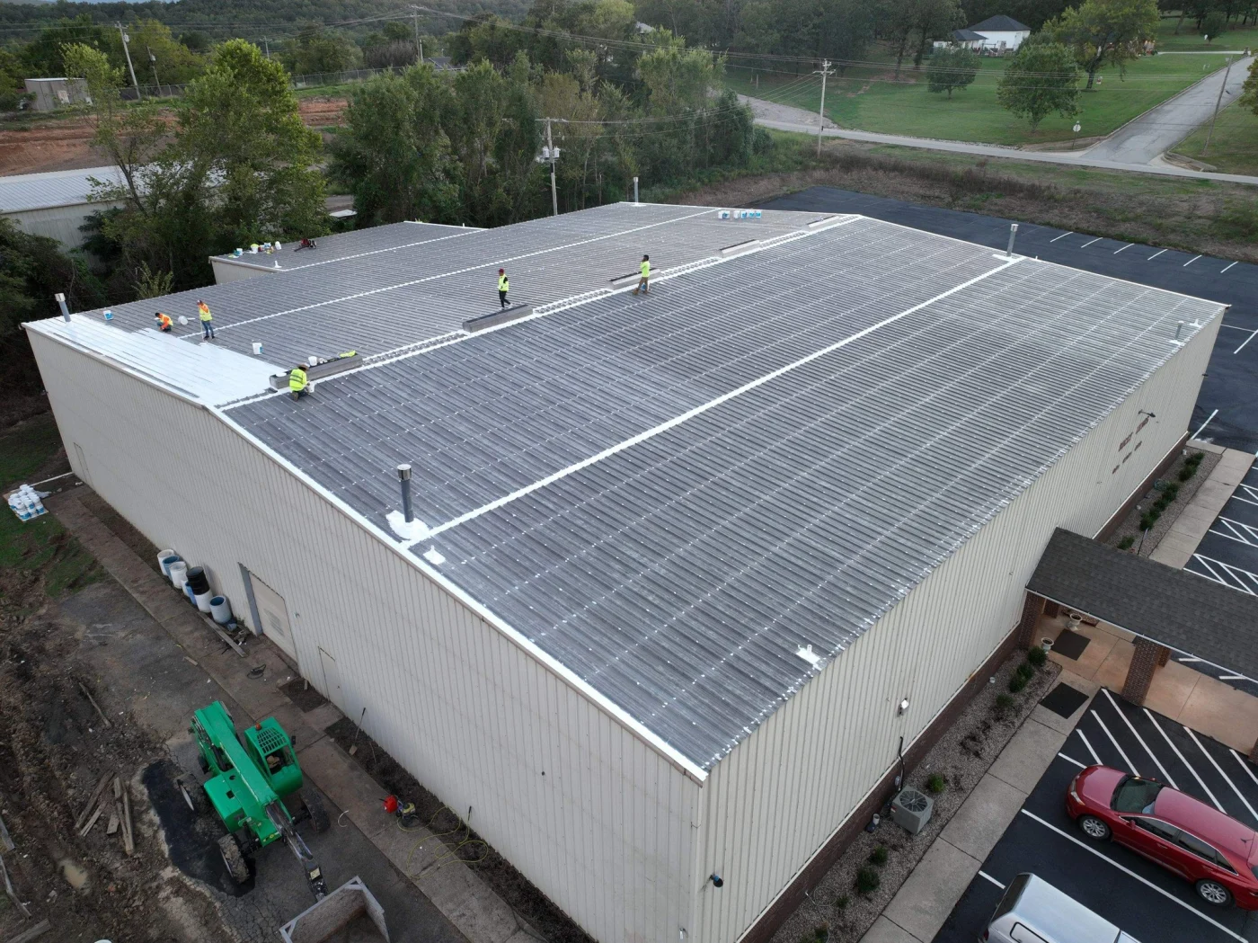 A commercial property with a new roof in the Tulsa area